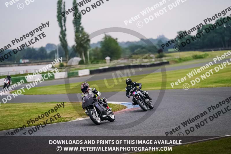 enduro digital images;event digital images;eventdigitalimages;mallory park;mallory park photographs;mallory park trackday;mallory park trackday photographs;no limits trackdays;peter wileman photography;racing digital images;trackday digital images;trackday photos